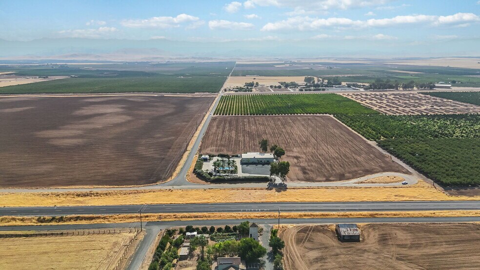 More Photos Of 23259 Avenue 64 Ave, Ducor Warehouse For Sale