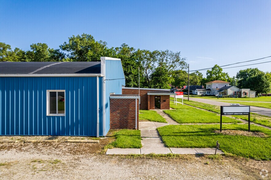 More Photos Of 1100 N Main St, Fostoria Warehouse For Sale