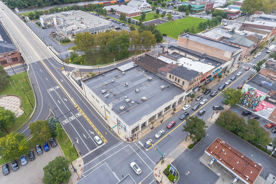 More Photos Of 111 E 3rd St, Bethlehem General Retail For Sale