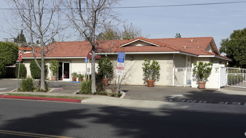 More Photos Of 1091 Bryan Ave, Tustin Schools For Sale