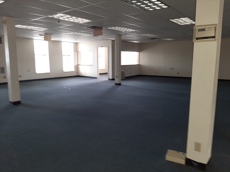 More Photos Of 130-140 W Main St, Rochester Office For Lease