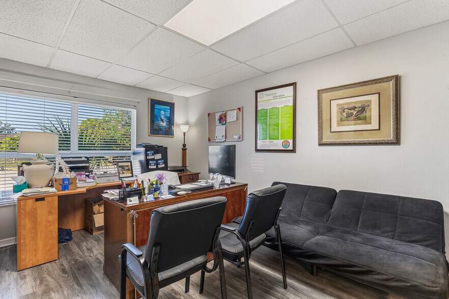 More Photos Of 3417 Tamiami Trl, Port Charlotte Medical For Sale