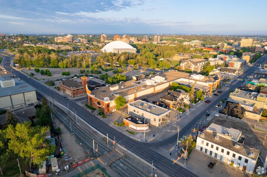 More Photos Of 1705 Macleod Trl SE, Calgary Freestanding For Sale