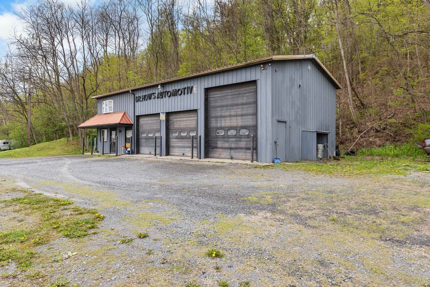 More Photos Of 12753 State Route 9W, West Coxsackie Auto Repair For Sale
