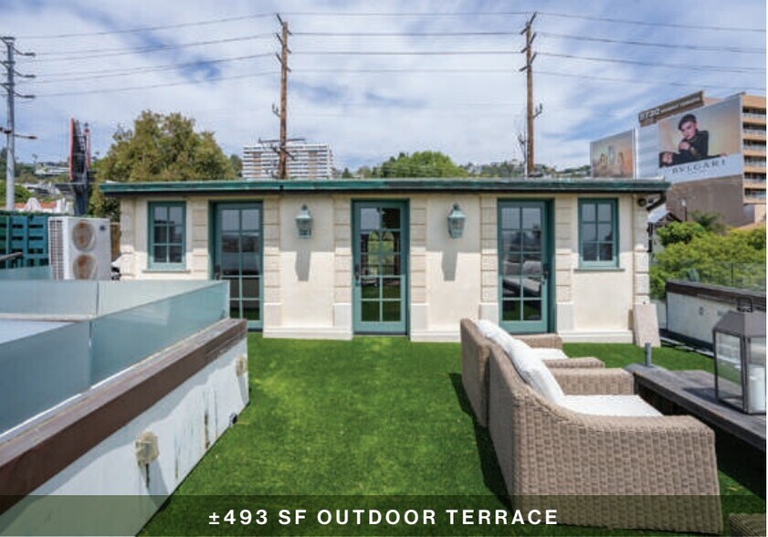More Photos Of 8752 Holloway Dr, West Hollywood Loft Creative Space For Lease