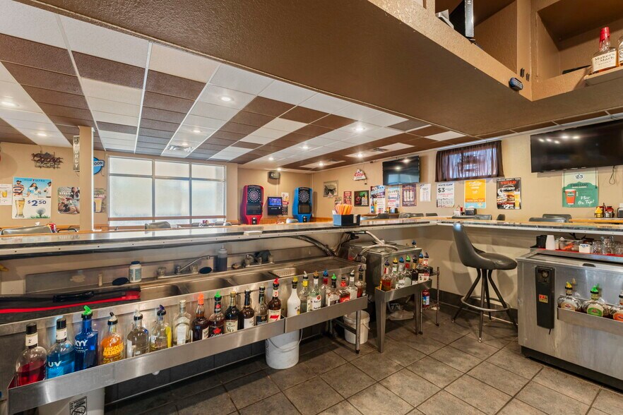 More Photos Of 118 Railroad Ave NE, Mora General Retail For Sale
