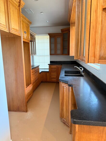 More Photos Of 16160 Porter Ln, Porter Land For Lease