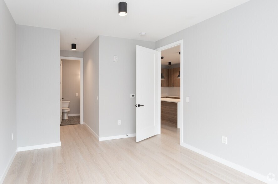 More Photos Of 147 Bloomfield Ave, Montclair Apartments For Lease