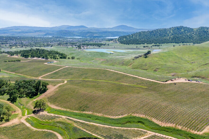 More Photos Of 895 CA-53 hwy, Clearlake Land For Sale