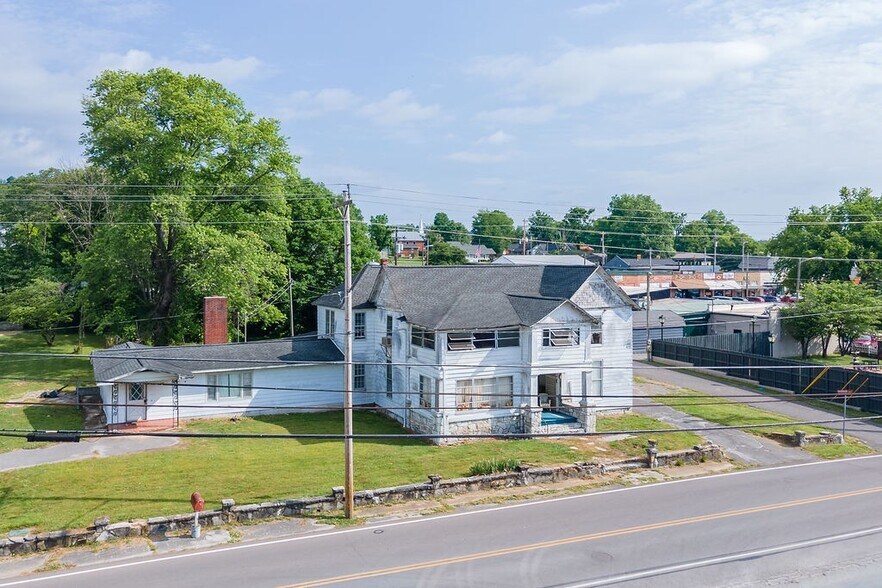 More Photos Of 250 Main St, Lynchburg Land For Sale