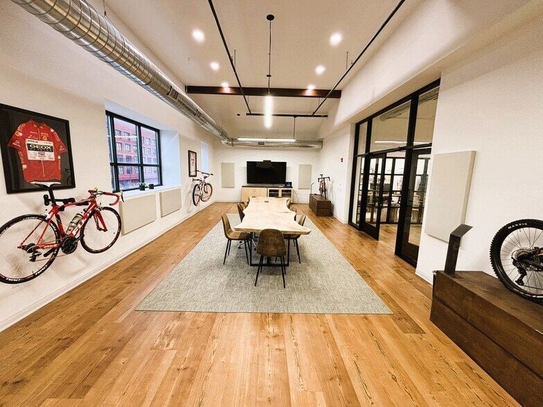 More Photos Of 1536 No American St, Philadelphia Storefront For Lease