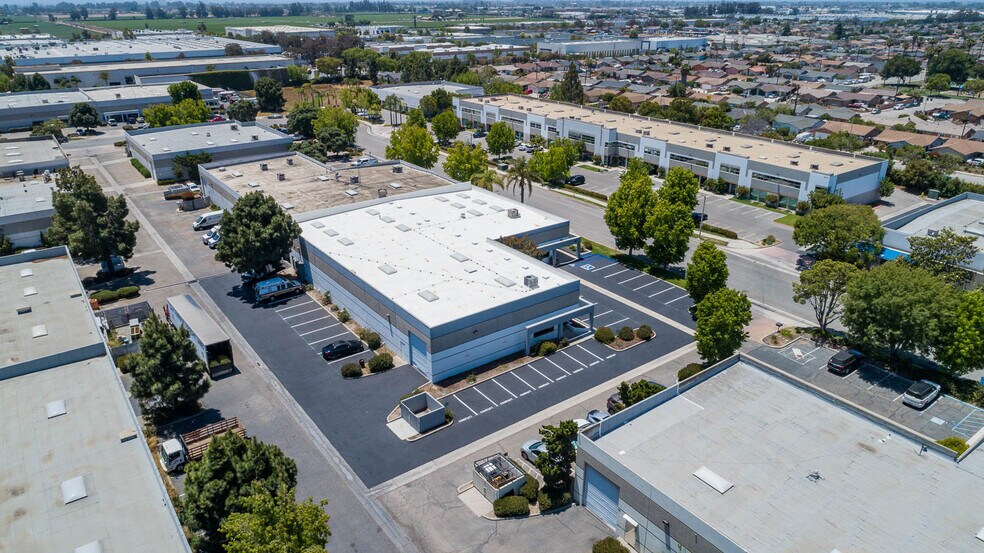 More Photos Of 220 Bernoulli Cir, Oxnard Manufacturing For Sale