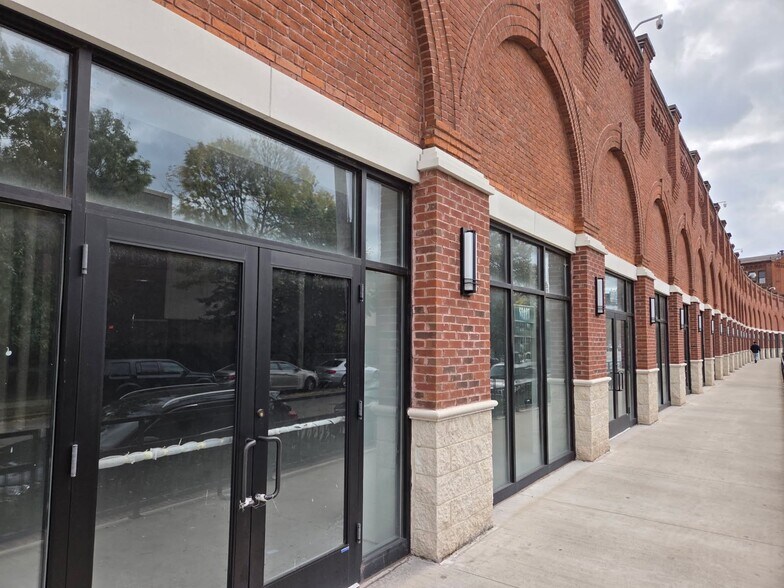 More Photos Of 90 Dayton Ave, Passaic Freestanding For Lease
