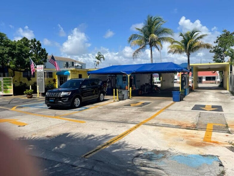 More Photos Of 824 N Dixie Hwy, Lake Worth Carwash For Sale