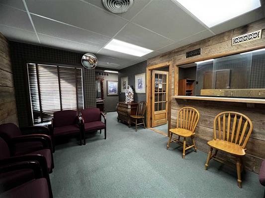 More Photos Of 419 Fairview Ave, Ponca City Medical For Sale