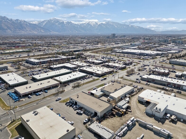 More Photos Of TBD 500 W, Murray Showroom For Sale