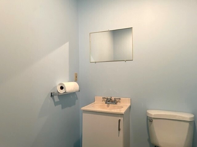More Photos Of 1215 Reservoir Ave, Cranston Office For Lease