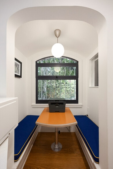 More Photos Of 1913-1915 Hyperion Ave, Los Angeles Loft Creative Space For Sale
