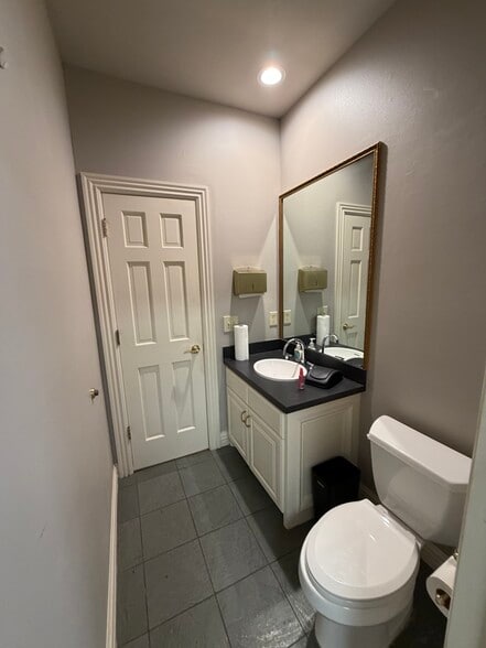 More Photos Of 4645 Tinker Diagonal St, Oklahoma City Loft Creative Space For Sale