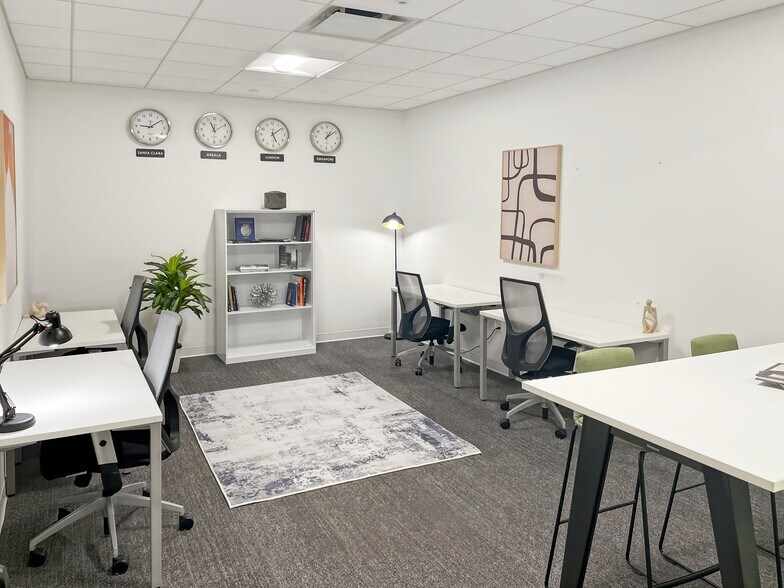 More Photos Of 6600 Chase Oaks Blvd, Plano Coworking Space