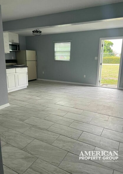 More Photos Of 2619 45th Ave W, Bradenton Apartments For Sale