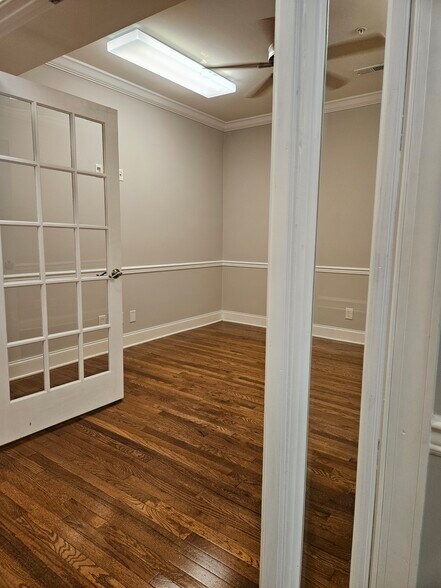 More Photos Of 321 Billingsly Ct, Franklin Loft Creative Space For Lease