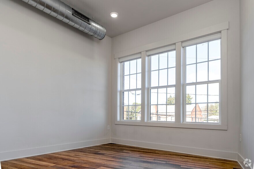 More Photos Of 202 S Main St, Belmont Apartments For Sale