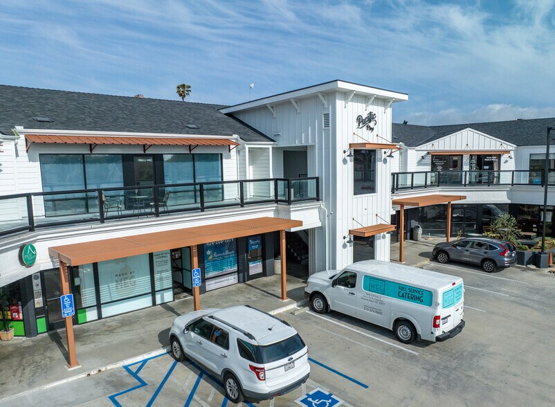 More Photos Of 234 S Pacific Coast Hwy, Redondo Beach Unknown For Lease