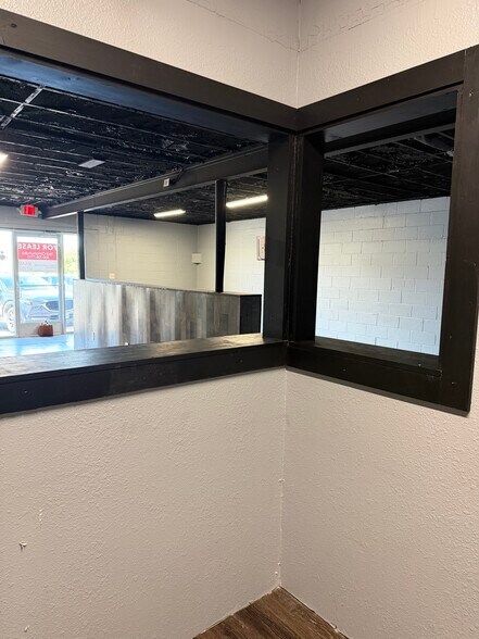 More Photos Of 8555 Fm-2673, Canyon Lake Freestanding For Lease