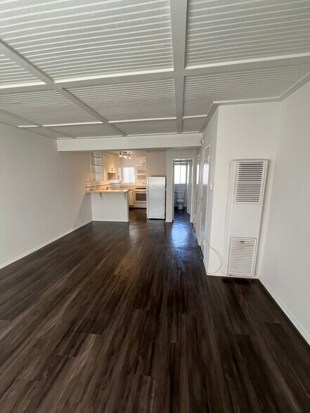 More Photos Of 1014 N Oxford Ave, Los Angeles Apartments For Sale