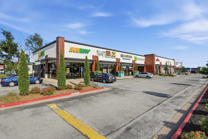 More Photos Of 2111 S Old Missouri Rd, Springdale Unknown For Lease