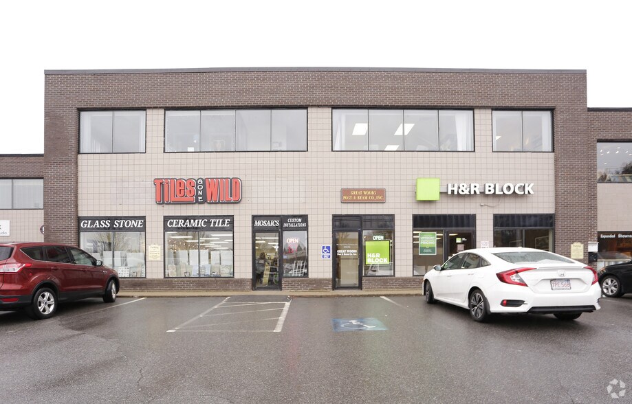 More Photos Of 253 Low St, Newburyport Unknown For Lease