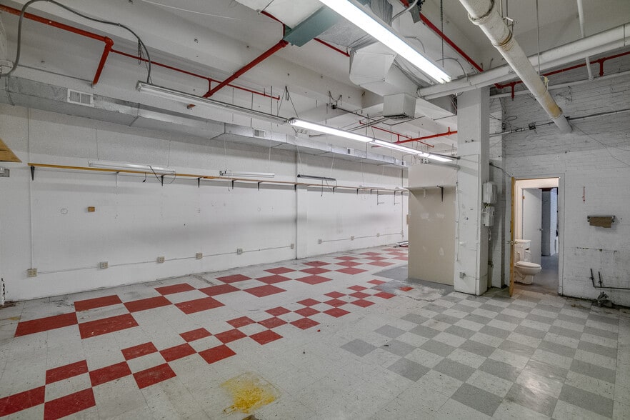 More Photos Of 2038 S Juniper St, Philadelphia Apartments For Lease