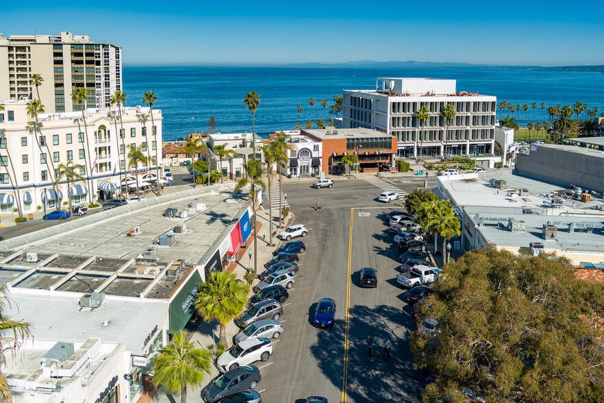 More Photos Of 1010-1012 Prospect St, La Jolla Office Residential For Sale