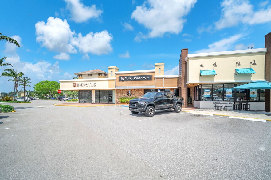 More Photos Of 1600-1662 N Federal Hwy, Boca Raton Unknown For Lease