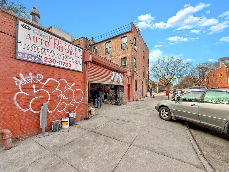 More Photos Of , Brooklyn General Retail For Sale