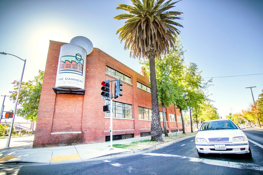 Primary Photo Of 1601-1675 Alhambra Blvd, Sacramento Unknown For Lease