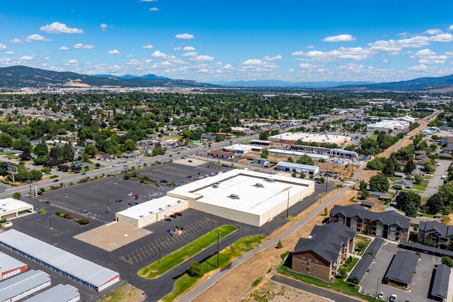More Photos Of 13414 E Sprague Ave, Spokane Valley Unknown For Lease