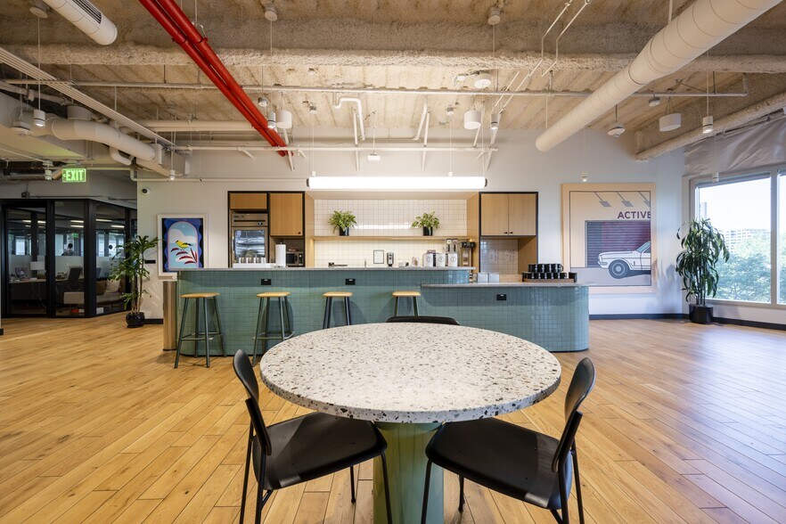More Photos Of 333 W San Carlos St, San Jose Coworking Space