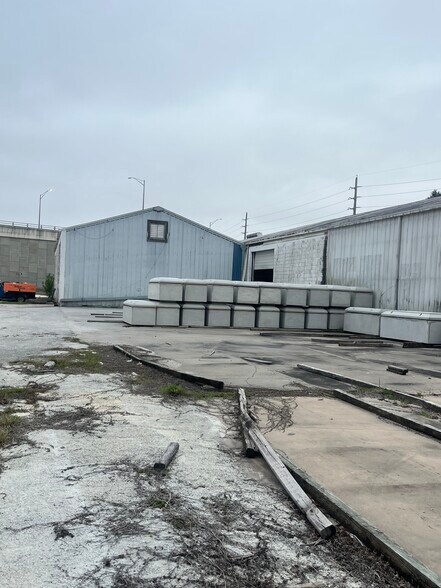 More Photos Of 5050 New Kings Rd, Jacksonville Manufacturing For Lease