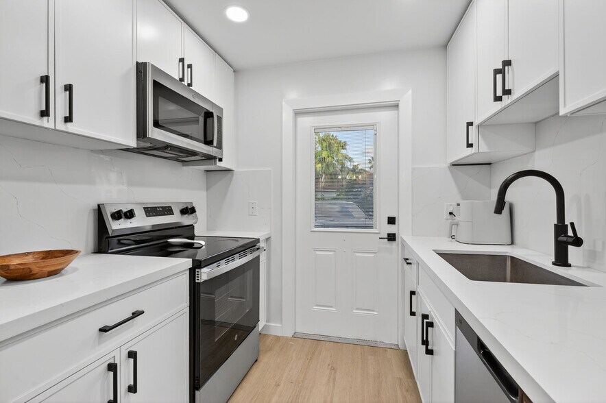 More Photos Of 800 Tropic Blvd, Delray Beach Apartments For Sale