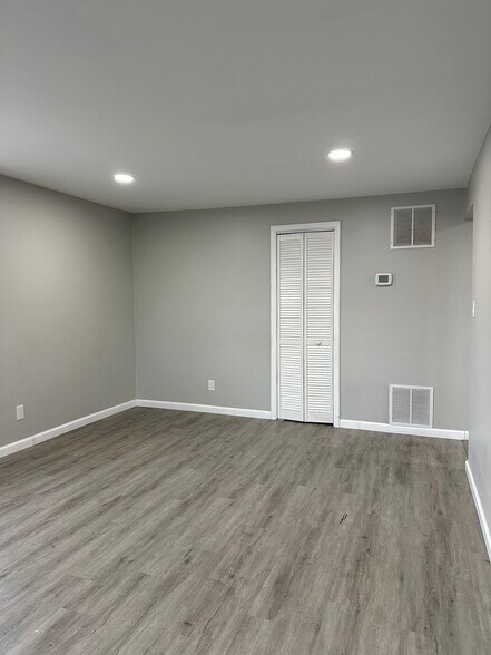 More Photos Of 751 Union Blvd, Allentown Storefront Retail Office For Sale