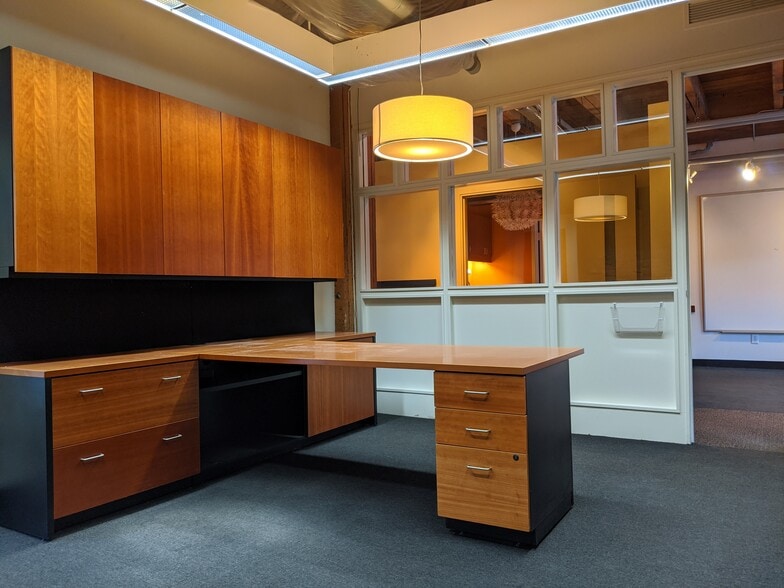 More Photos Of 400 N 1st St, Minneapolis Loft Creative Space For Sale