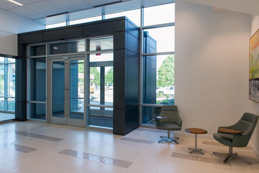 More Photos Of 411 Eagleview Blvd, Exton Office For Lease