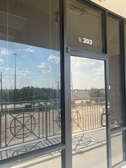 More Photos Of 6833 W Sam Houston Pky S, Houston Storefront Retail Office For Sale