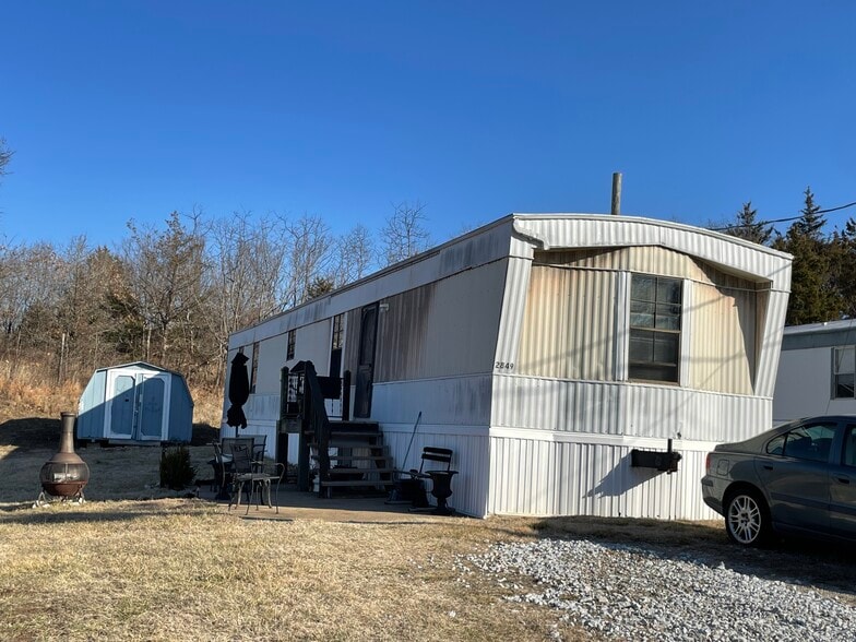 More Photos Of 2902 Clay St, De Soto Manufactured Housing Mobile Home Park For Sale