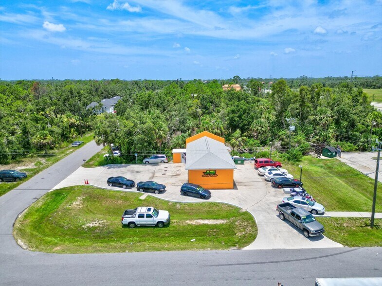 More Photos Of 15182 Dahlgren Ave, Port Charlotte Carwash For Sale