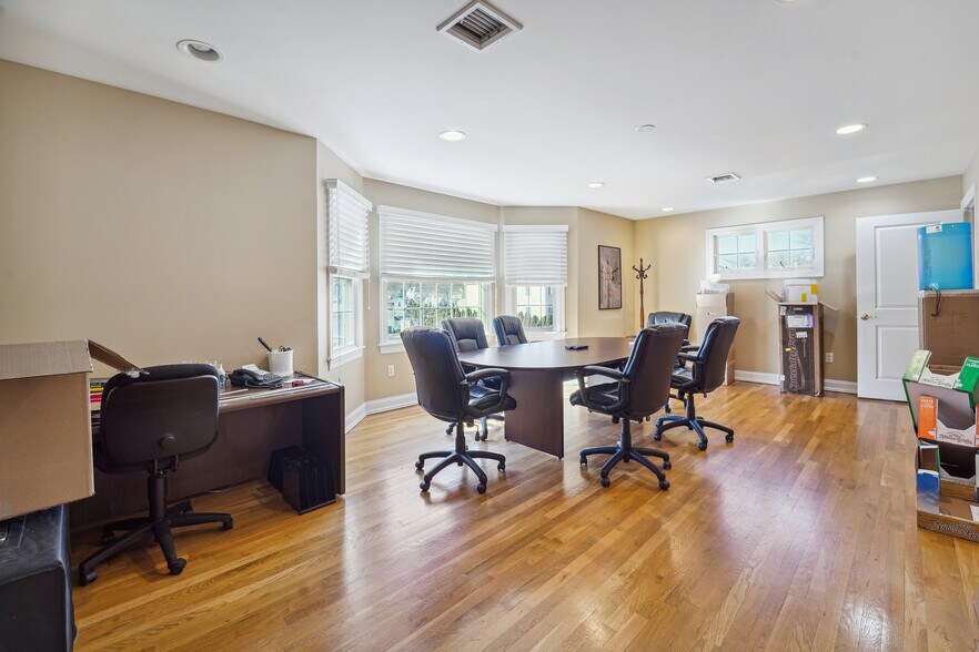 More Photos Of 414 Centre St, Nutley Office For Sale