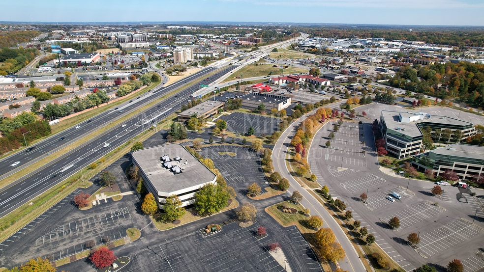 More Photos Of 8790 Governors Hill Dr, Cincinnati Office For Sale