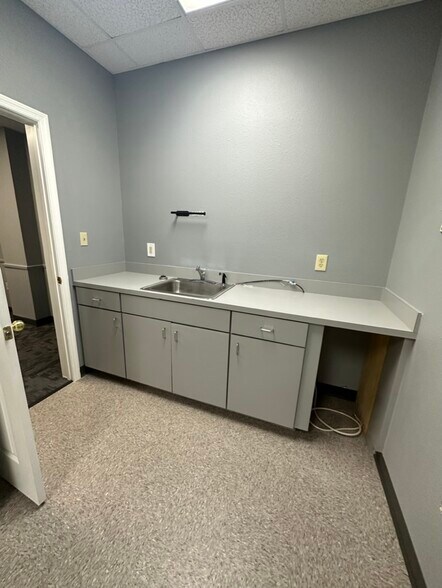 More Photos Of 2525 Drane Field Rd, Lakeland Unknown For Sale